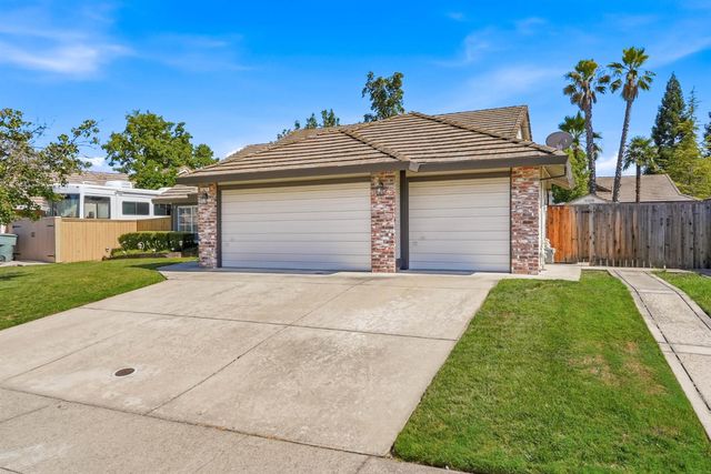1515 Steinbeck Dr, Roseville, CA 95747