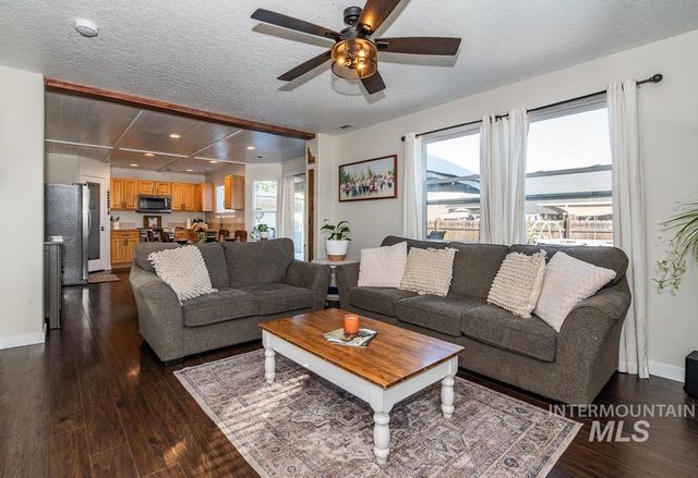 3113 Woodbridge St, Caldwell, ID 83605