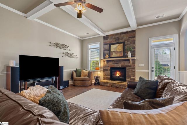 228 Montalcino Way, Simpsonville, SC 29681