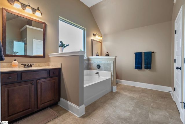 228 Montalcino Way, Simpsonville, SC 29681