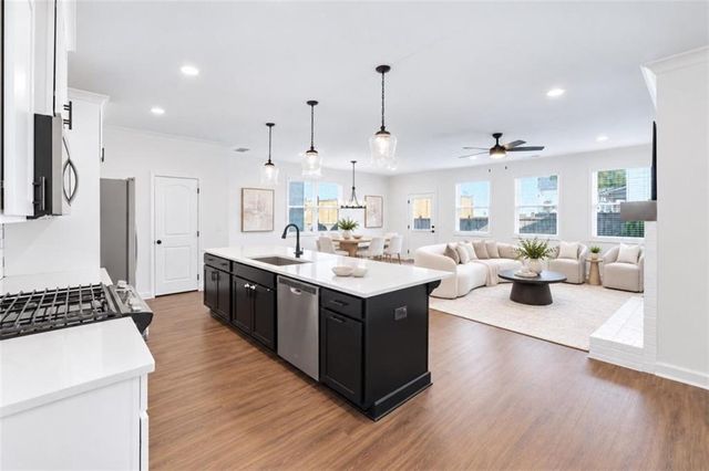 3723 Silvery Way, Powder Springs, GA 30127