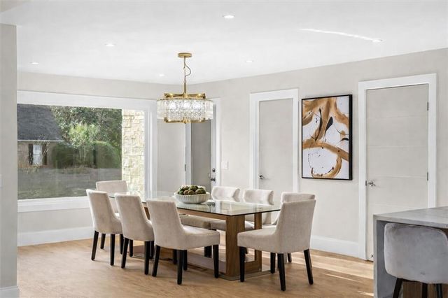 250 Bruton Way, Sandy Springs, GA 30342