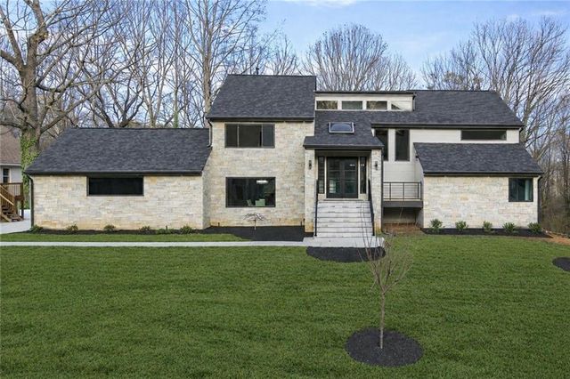 250 Bruton Way, Sandy Springs, GA 30342