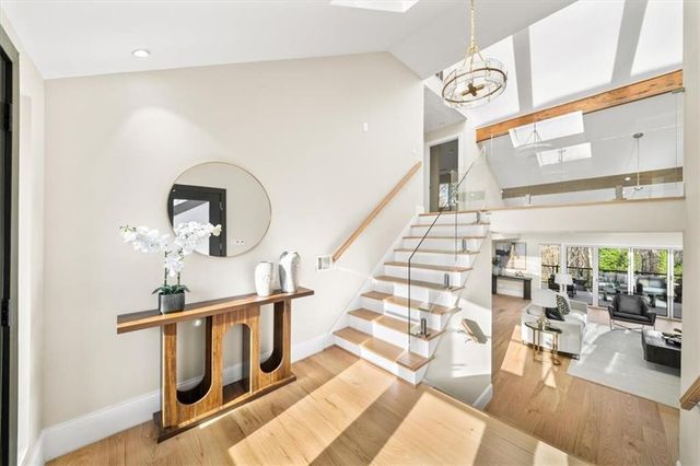 250 Bruton Way, Sandy Springs, GA 30342