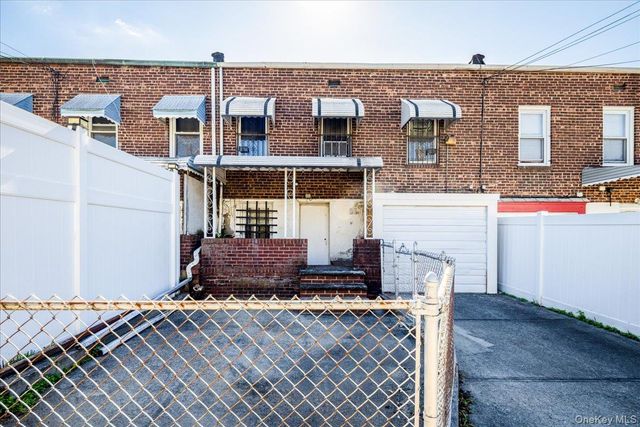 18311 Dunlop Avenue, Saint Albans, NY 11412