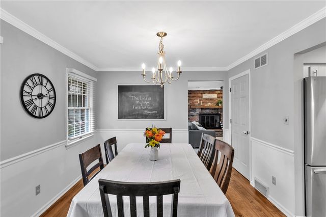 105 Lynn Ann Dr, Plum Boro, PA 15068