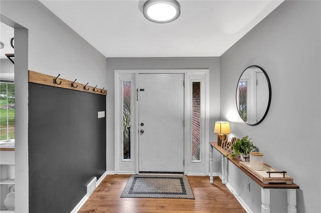 105 Lynn Ann Dr, Plum Boro, PA 15068