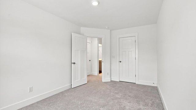 609 E Norvell Court, Spartanburg, SC 29307