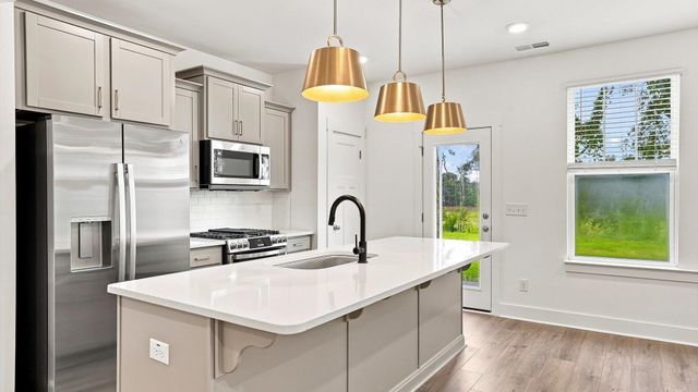 609 E Norvell Court, Spartanburg, SC 29307