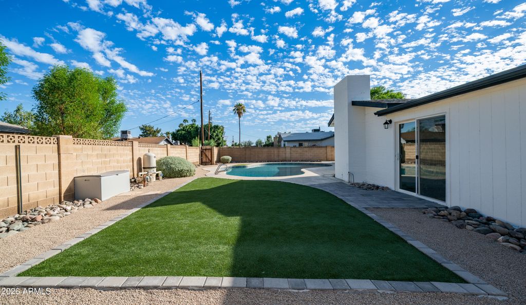 9221 N 37TH Avenue, Phoenix, AZ 85051 — photo 3