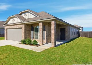 754 Farmers Dell, New Braunfels, TX 78130