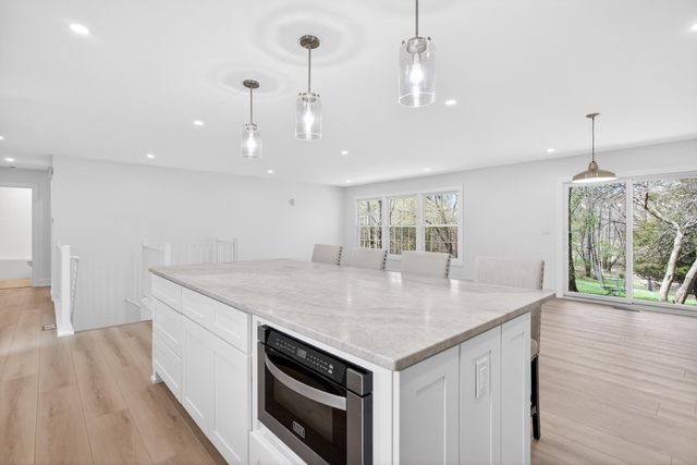 1865 Lindsey, Liberty Twp-jackson, MI 49201