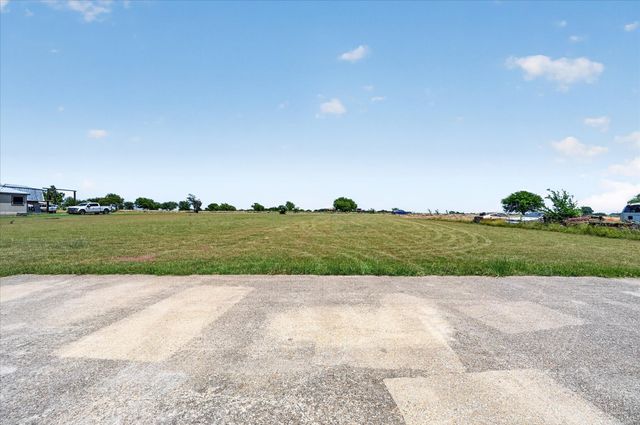 1489 Lone Elm Road, Waxahachie, TX 75167