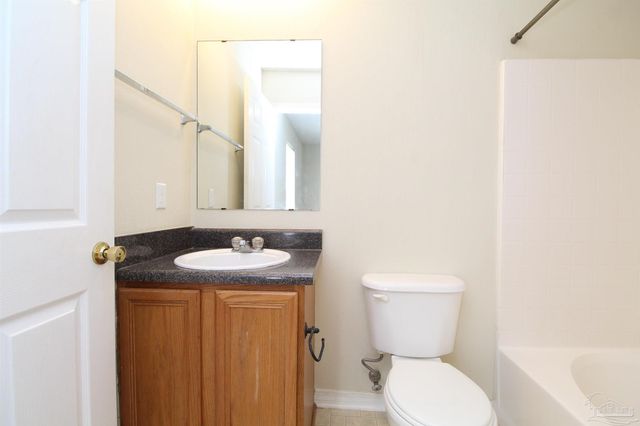 2013 Marquesas Ln, Pensacola, FL 32526