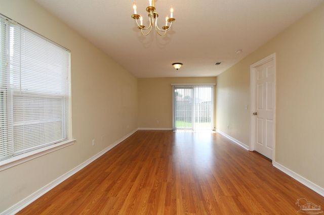 2013 Marquesas Ln, Pensacola, FL 32526