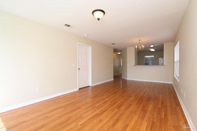 2013 Marquesas Ln, Pensacola, FL 32526