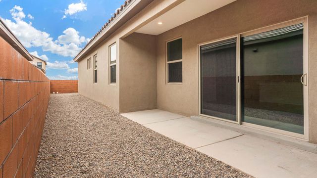 6104 Chicago Drive SE, Albuquerque, NM 87106
