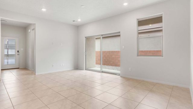 6104 Chicago Drive SE, Albuquerque, NM 87106