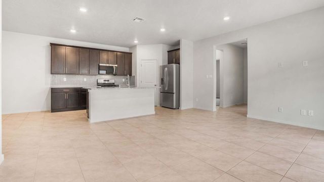 6104 Chicago Drive SE, Albuquerque, NM 87106