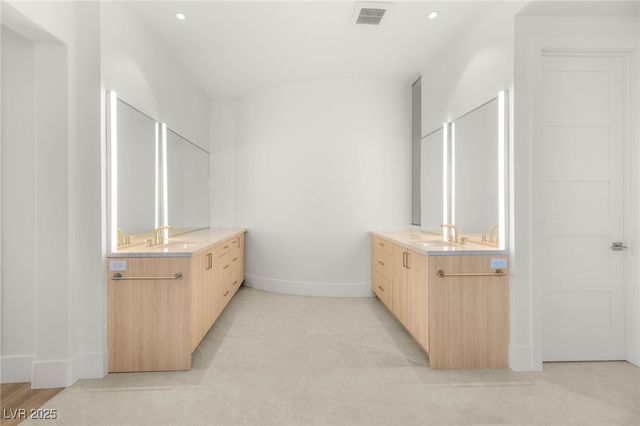 1704 Wincanton Drive, Las Vegas, NV 89134