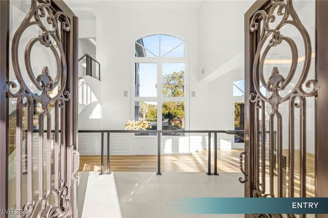 1704 Wincanton Drive, Las Vegas, NV 89134