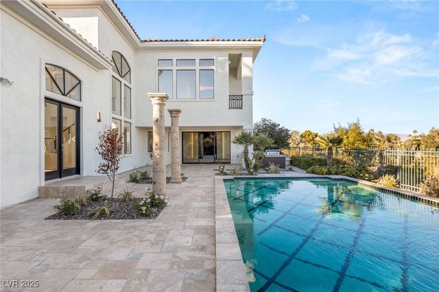 1704 Wincanton Drive, Las Vegas, NV 89134