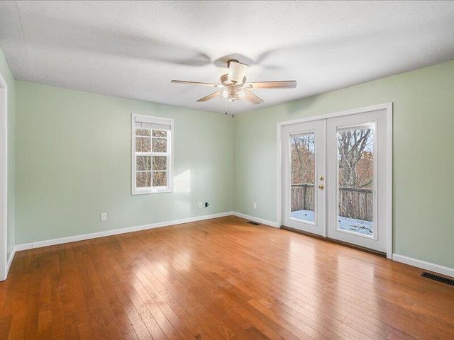 4724 Hwy 1643, Somerset, KY 42501