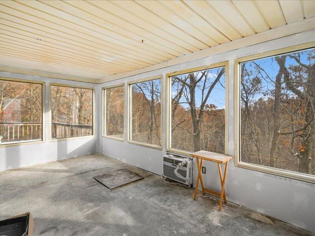 4724 Hwy 1643, Somerset, KY 42501