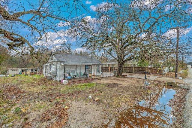 2406 West 28th Street, Bryan, TX 77803