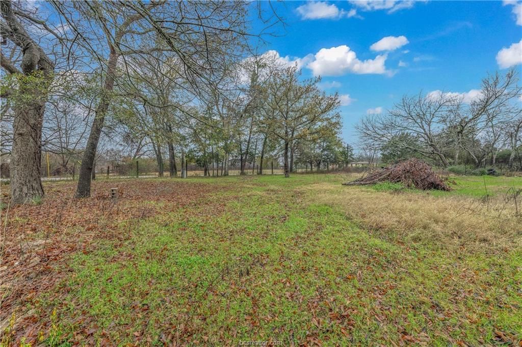 2406 West 28th Street, Bryan, TX 77803 — photo 5