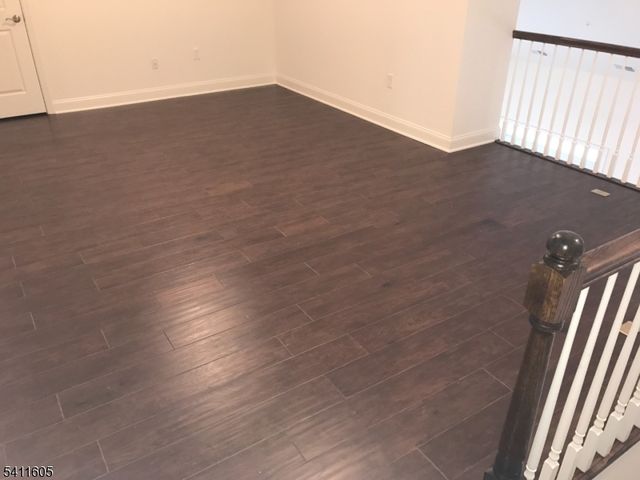 36 Elston Ct, Wanaque Boro, NJ 07420