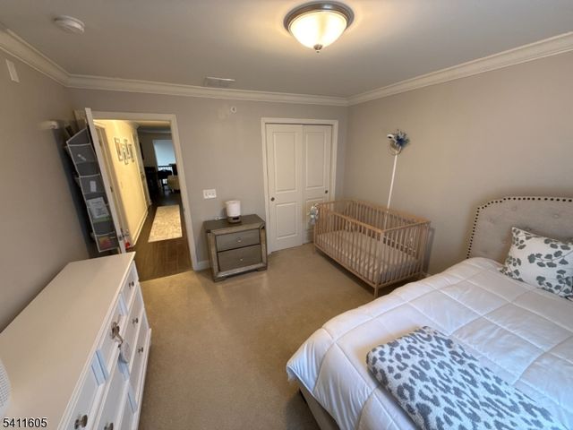 36 Elston Ct, Wanaque Boro, NJ 07420