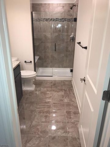 36 Elston Ct, Wanaque Boro, NJ 07420