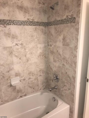 36 Elston Ct, Wanaque Boro, NJ 07420