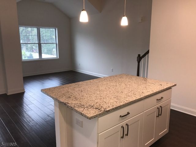 36 Elston Ct, Wanaque Boro, NJ 07420