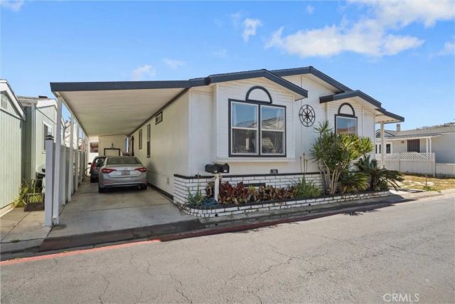 21851 Newland 250, Huntington Beach, CA 92646