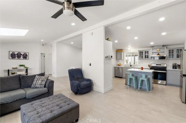 21851 Newland 250, Huntington Beach, CA 92646