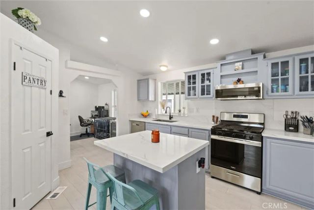 21851 Newland 250, Huntington Beach, CA 92646