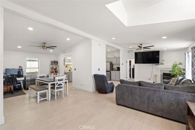 21851 Newland 250, Huntington Beach, CA 92646