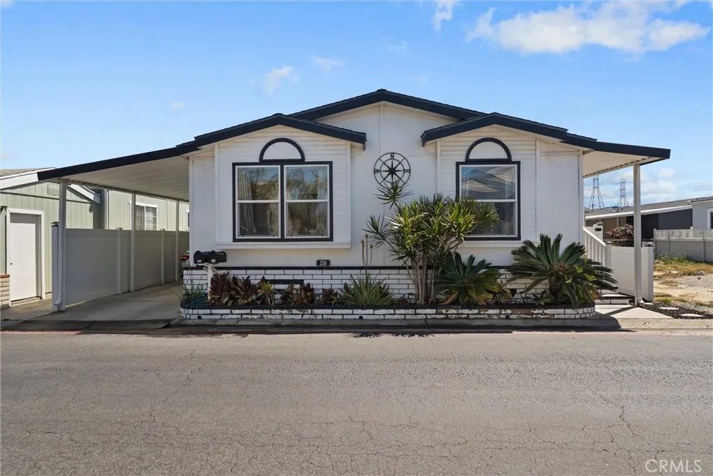 21851 Newland 250, Huntington Beach, CA 92646