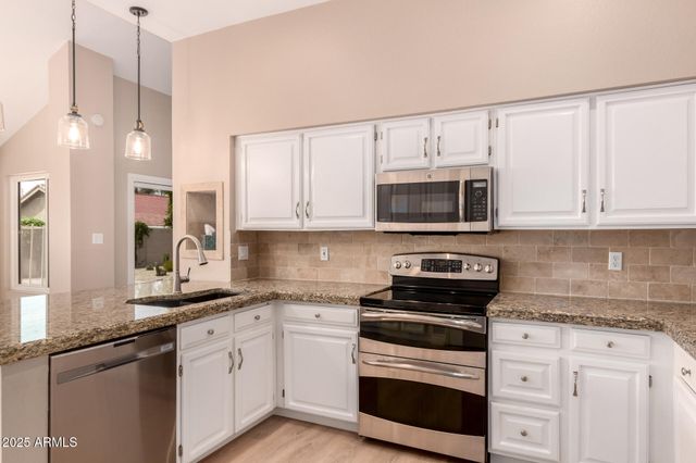 11115 E Mercer Lane, Scottsdale, AZ 85259
