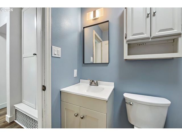 3136 Ne 83RD Ave, Portland, OR 97220