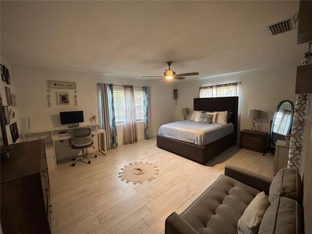 628 W SEMINOLE AVENUE, Eustis, FL 32726