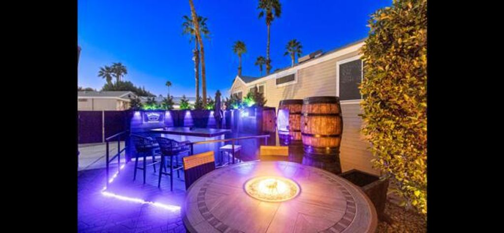 Image 13 of property listing at 84136 Avenue 44 646, Indio, CA 92203