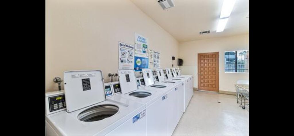 Image 28 of property listing at 84136 Avenue 44 646, Indio, CA 92203