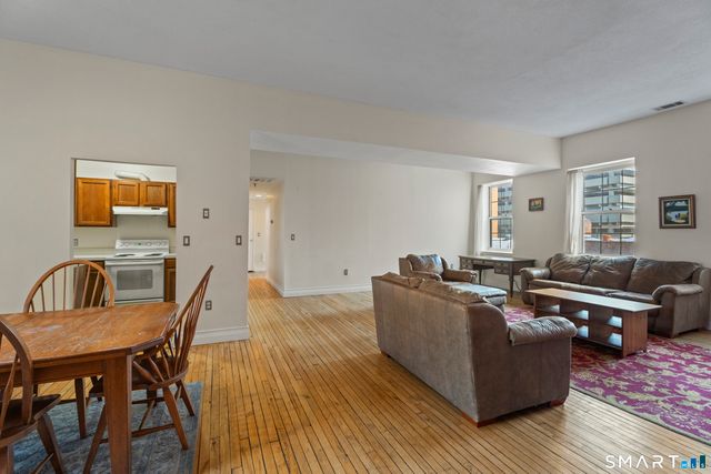 196 Crown Street 3J, New Haven, CT 06510
