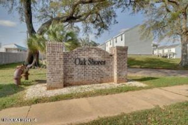 1664 Beach Boulevard, Biloxi, MS 39531