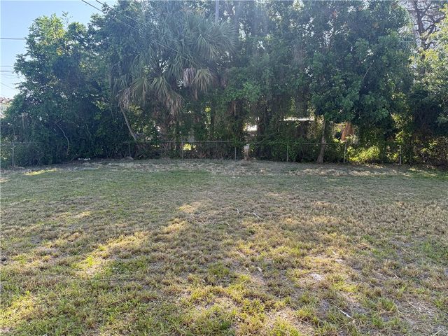 2156 34th Avenue, Vero Beach, FL 32960