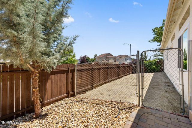 1064 Ridgefield Drive, Carson City, NV 89706