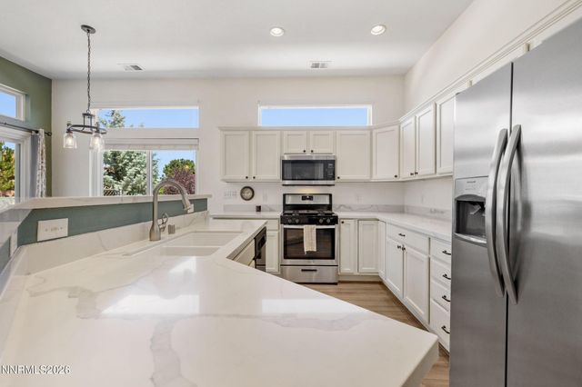 1064 Ridgefield Drive, Carson City, NV 89706
